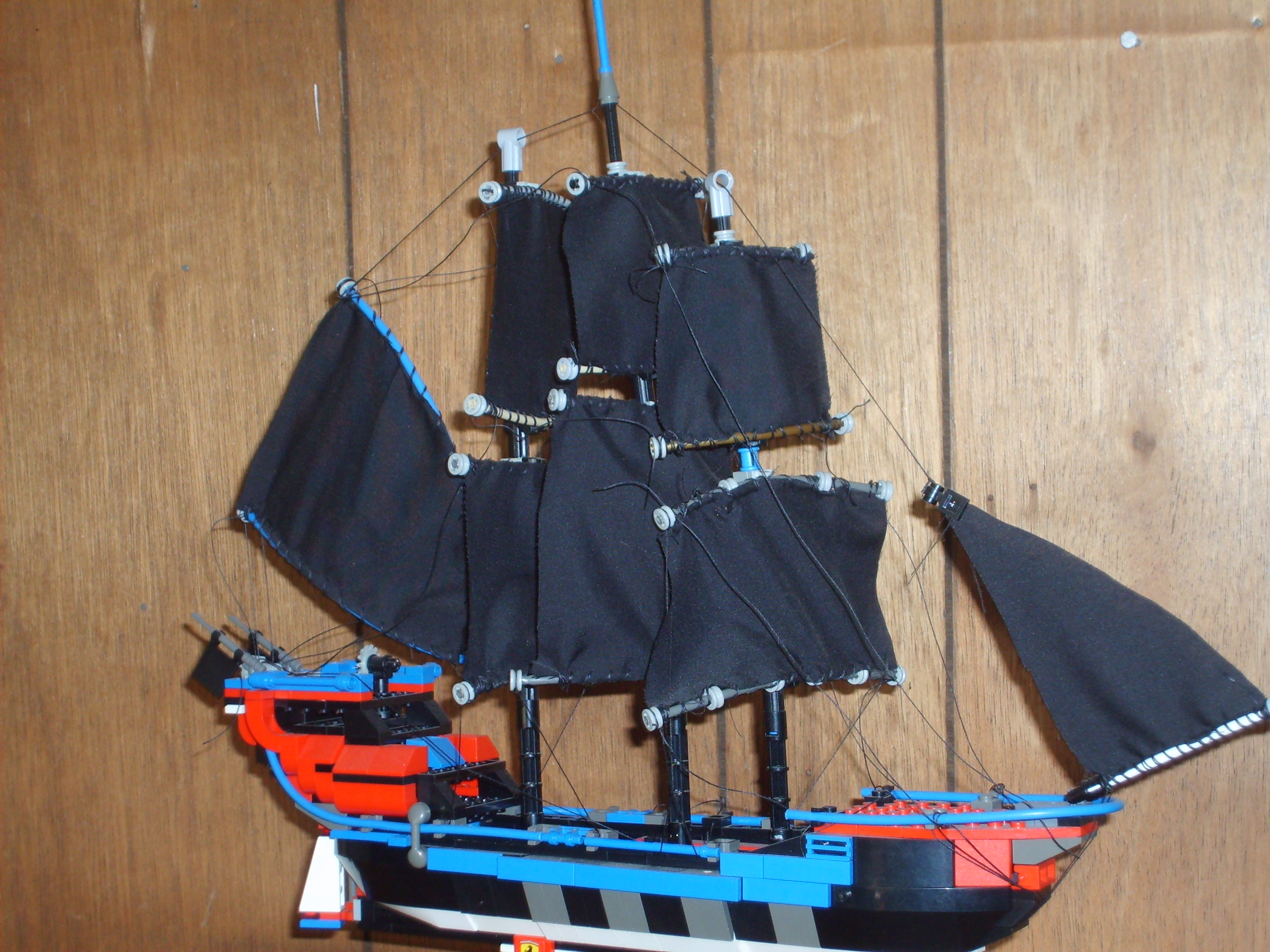 lego_pirate_ship_010.jpg