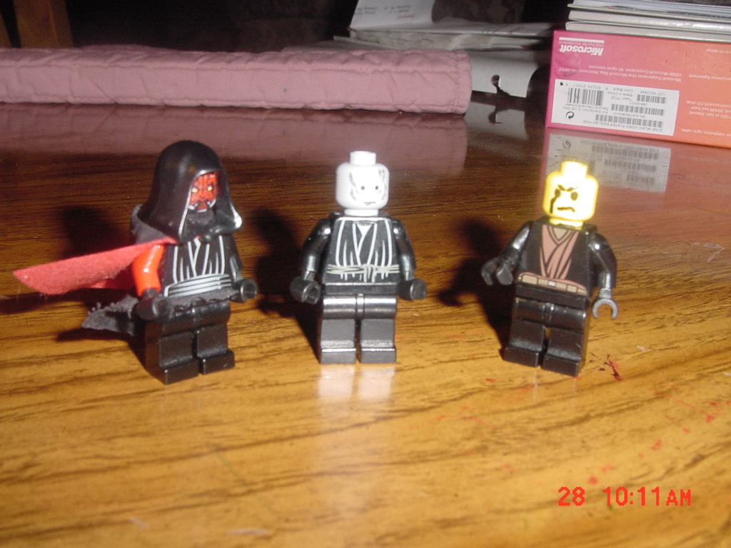 legopicsthe_sith_jedi_clone_general_commander_gree_002.jpg