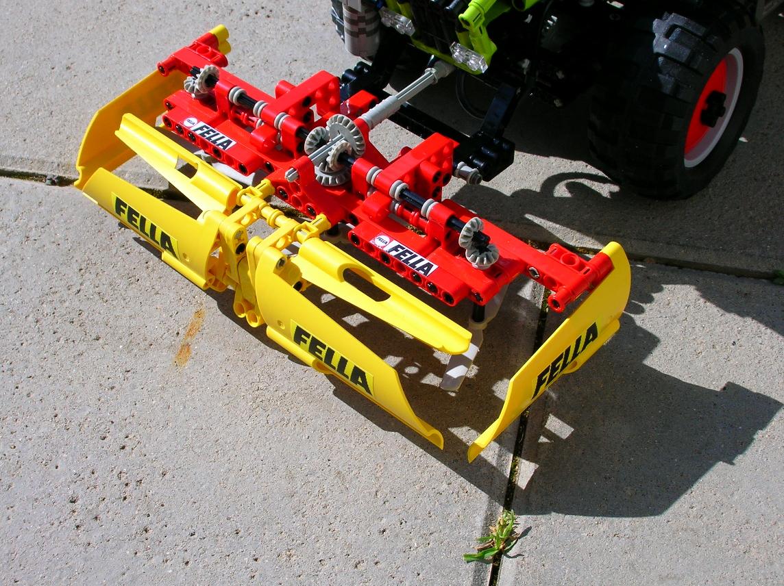 xerion-mit-maehwerk-10.jpg