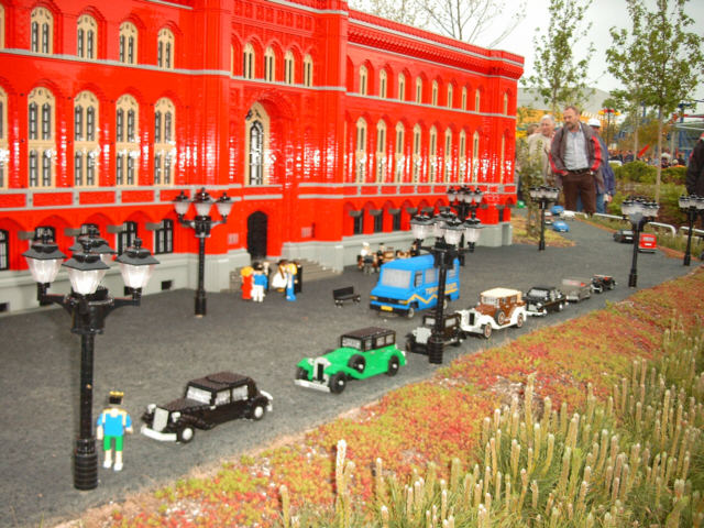 109_berlin_oldtimer_vor_dem_roten_rathaus.jpg