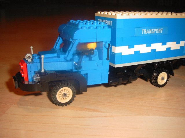 09_kofferhaengerzug.jpg