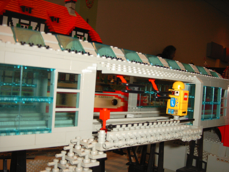 09_oberbaumbruecke_u-bahnhof2_huempfch.jpg