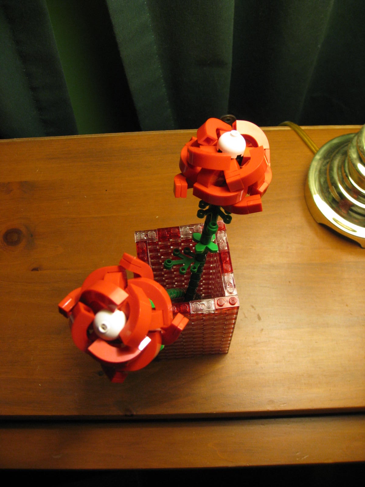 roses2.jpg