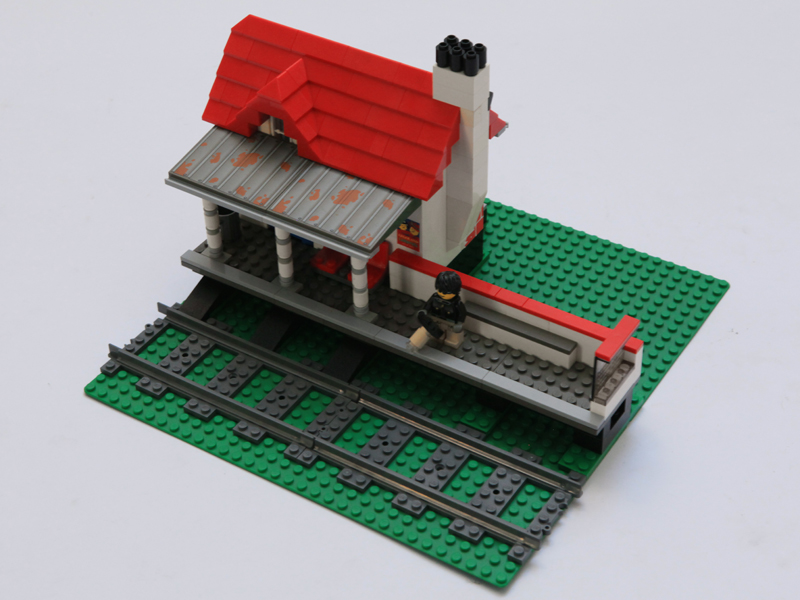 country_station_012.jpg