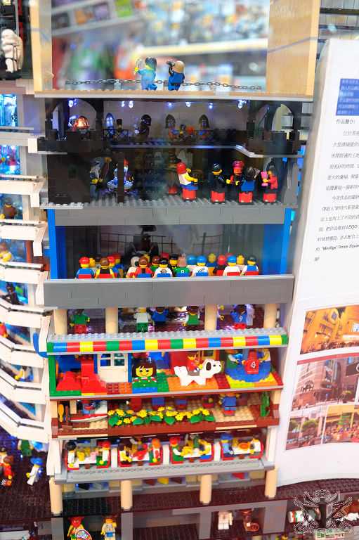 fvin_timessquare_08.jpg