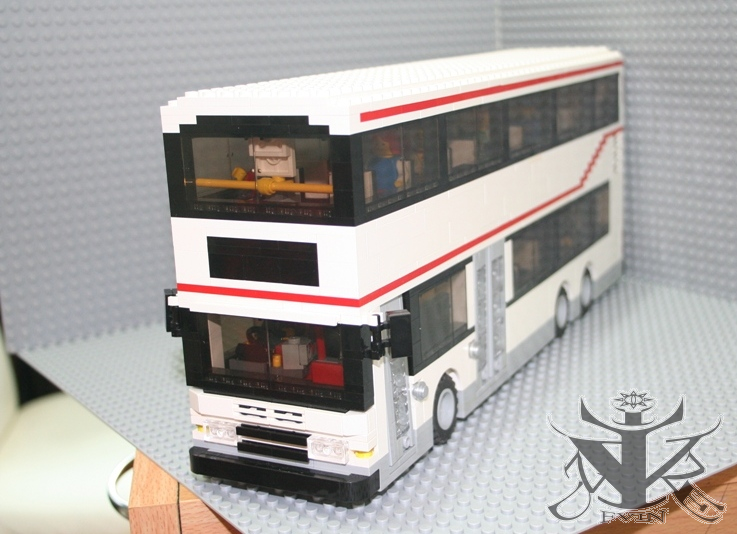 bus001.jpg