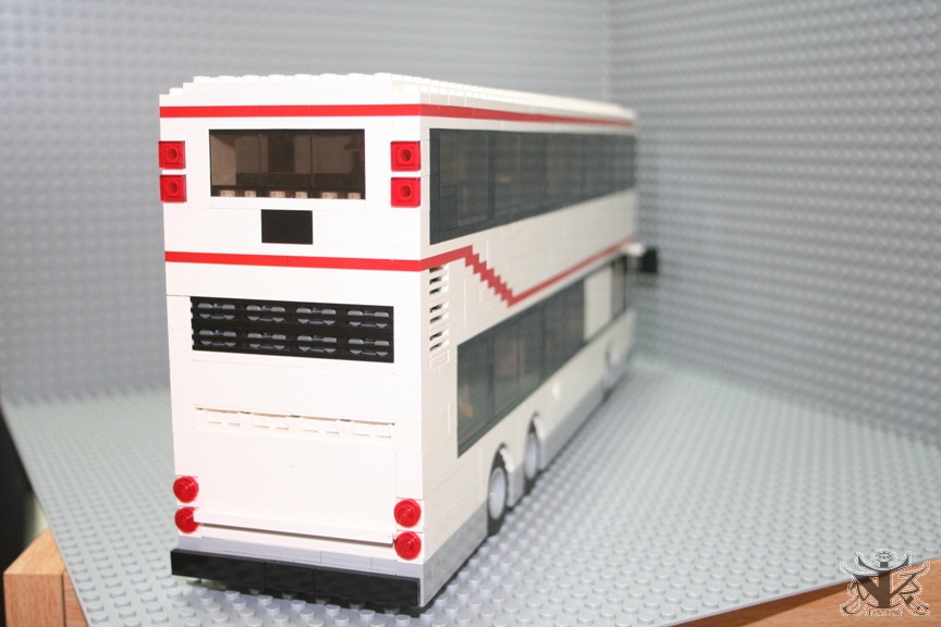 bus004.jpg
