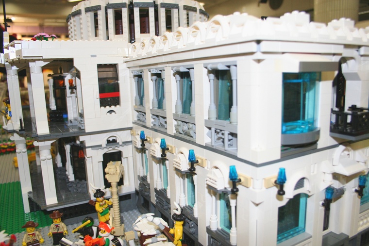 presidenthouse_side1.jpg