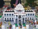 presidenthouse_front0.jpg