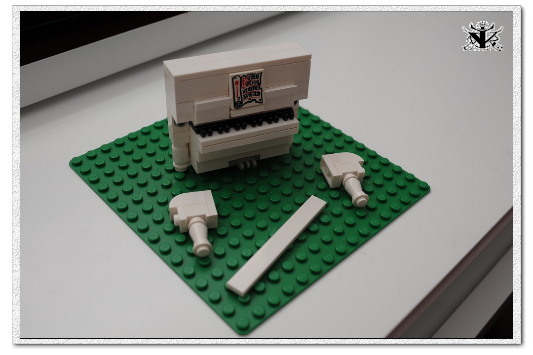 fvin_upright_piano_step11.jpg