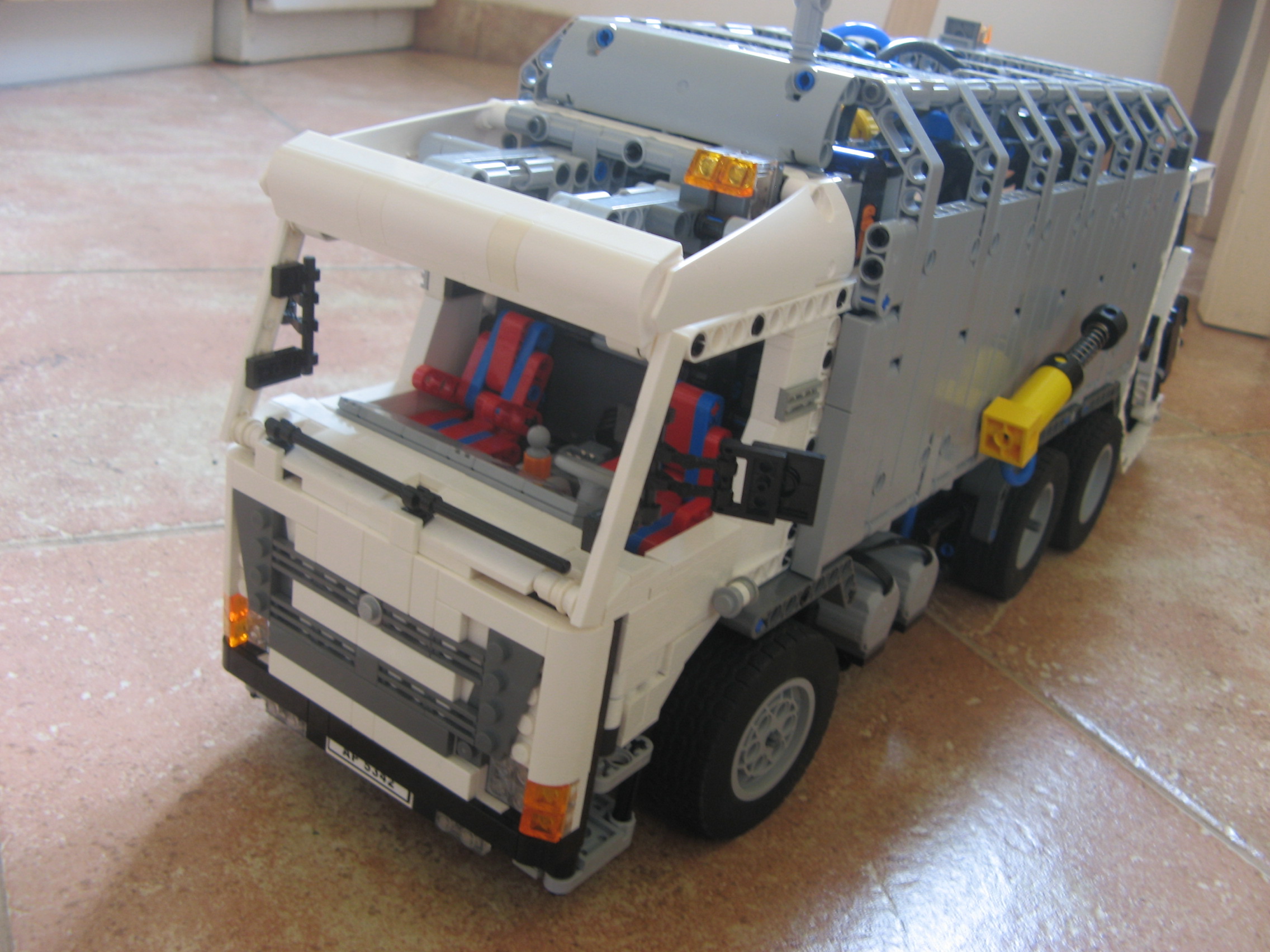 garbage_truck_002.jpg