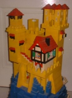 legofrontmiddle.jpg