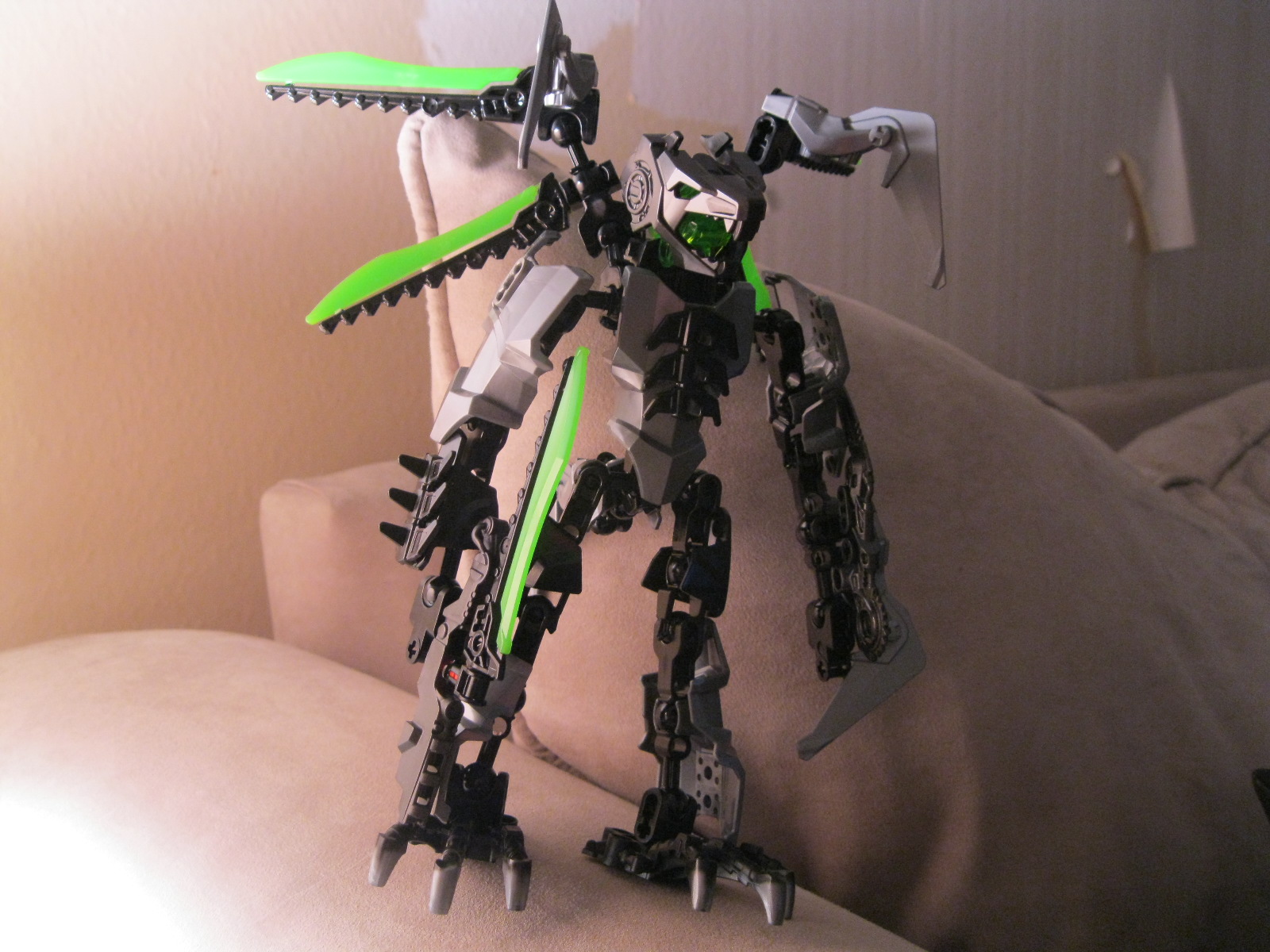 brkout_villain_001.jpg