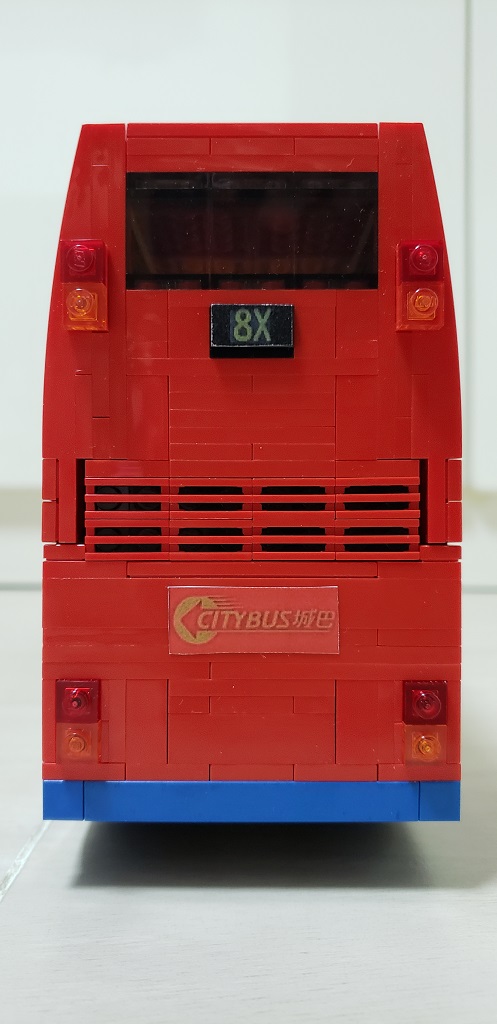 scania_k94ub_rears.jpg