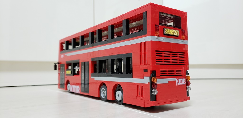 volvo_b8l_mcv_4s.jpg