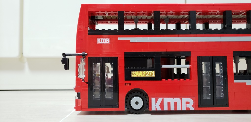 volvo_b8l_mcv_door_1s.jpg