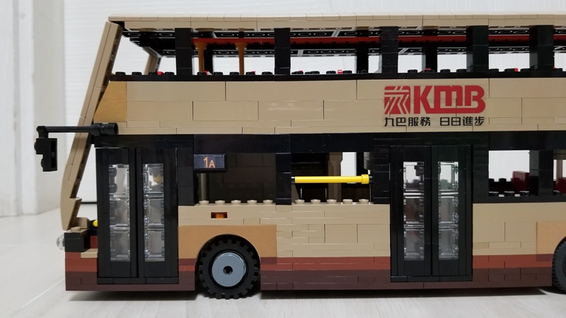 volvo_b8l_door_1s.jpg