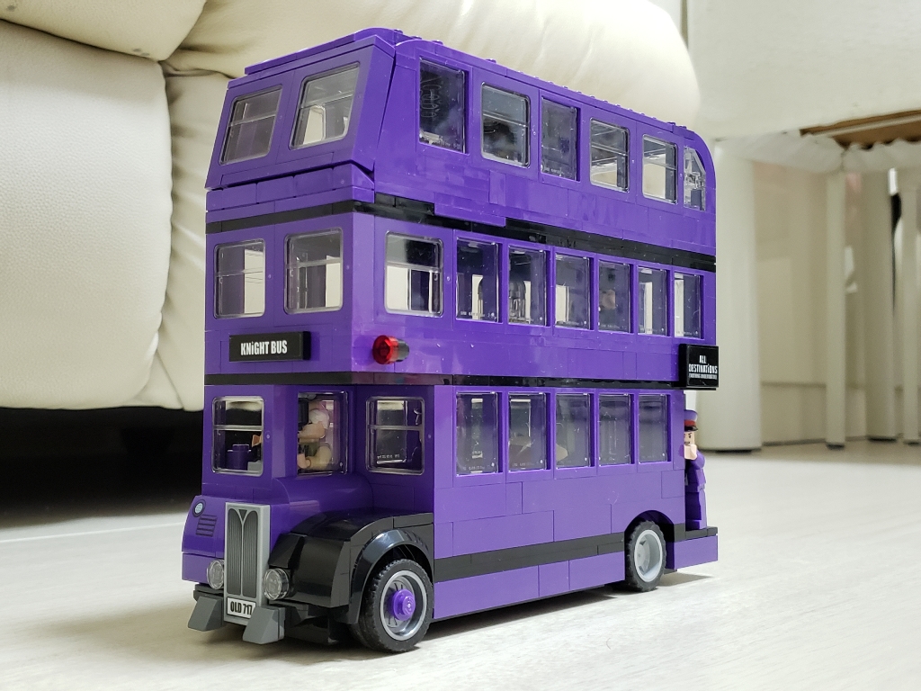 knight_bus_01s.jpg