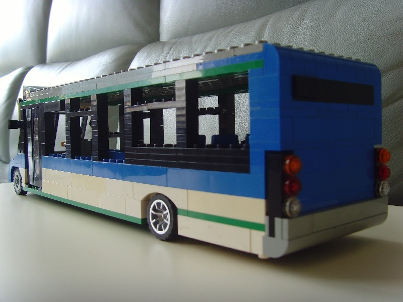 optare_solo_4.jpg