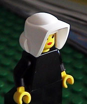 nun_stormtrooper_helm_2.jpg
