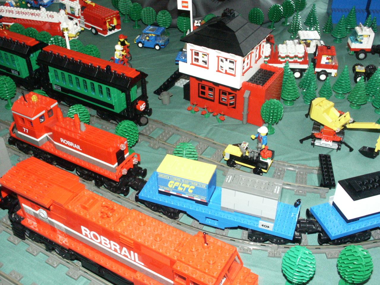 legotrn07.jpg