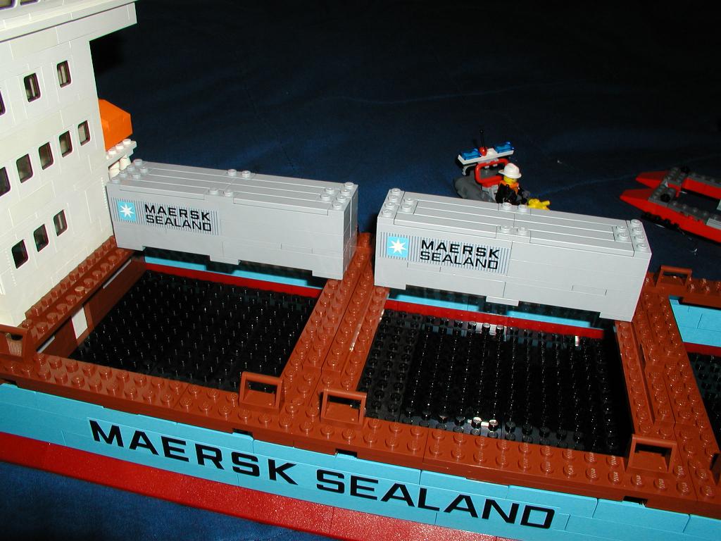 fig-scale-maersk-4.jpg