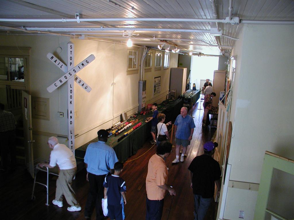 pcts0401.jpg