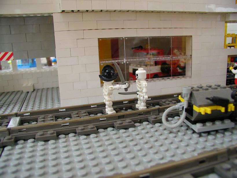 skeleton11-12.jpg