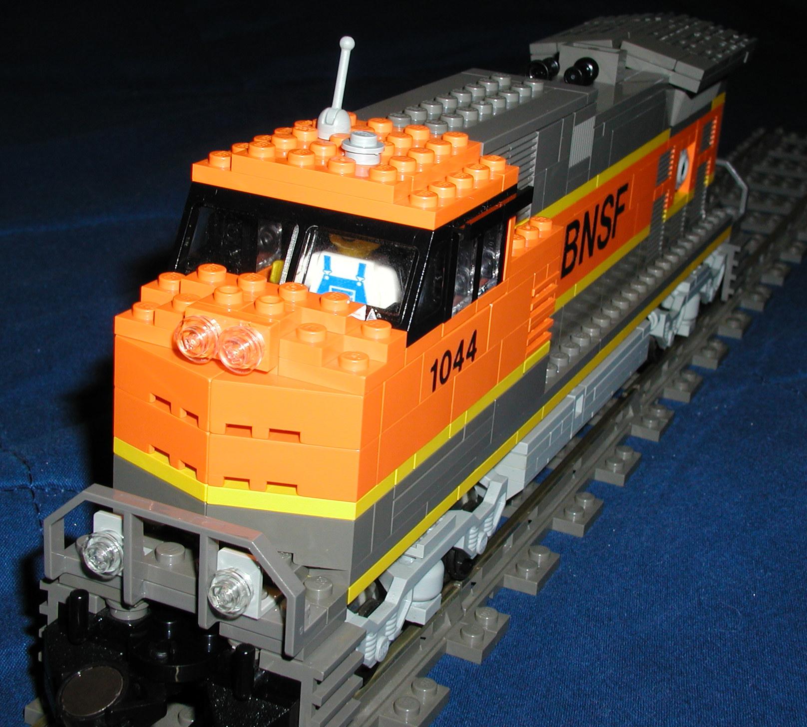 bnsf_c44-9w_4.jpg