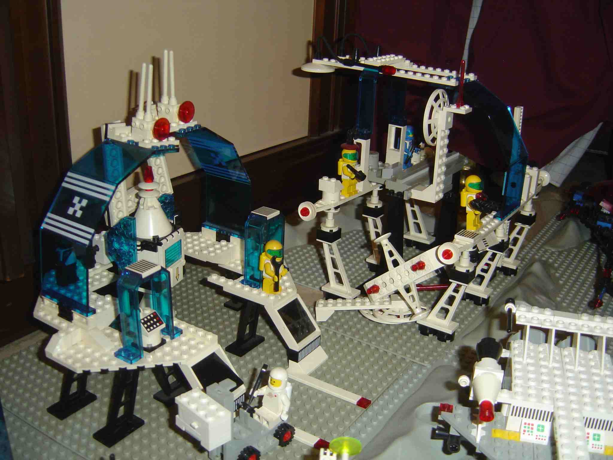 a_little_caos_in_lunar_base_classic_space_dsc07751.jpg