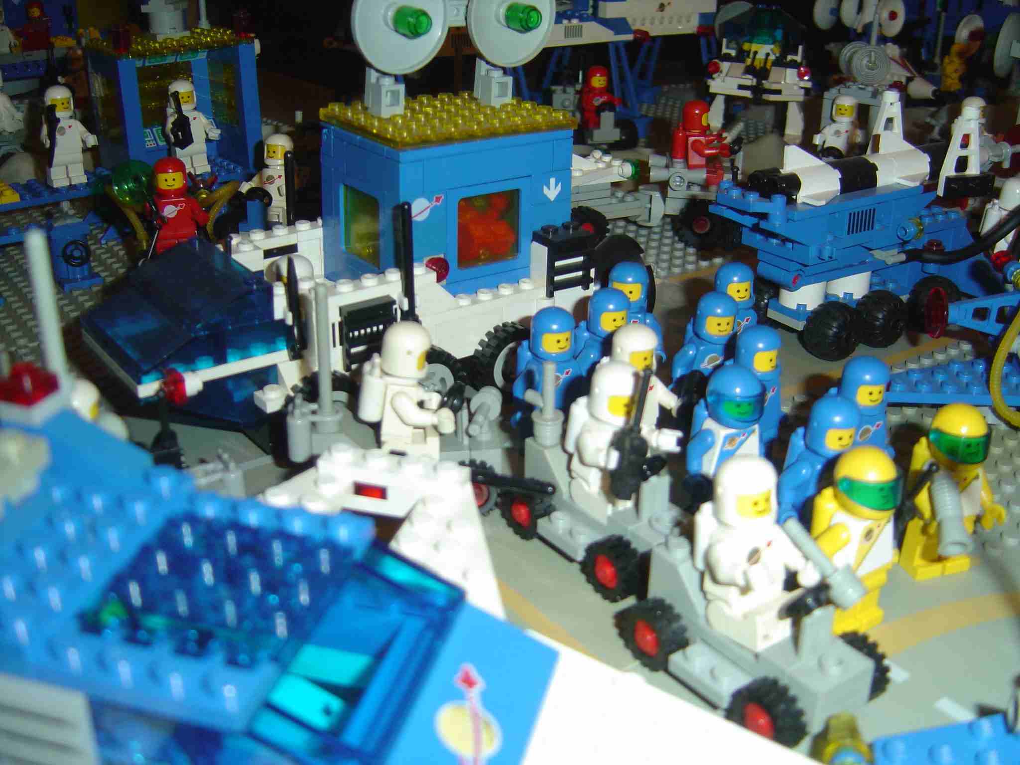 a_little_caos_in_lunar_base_classic_space_dsc07787.jpg