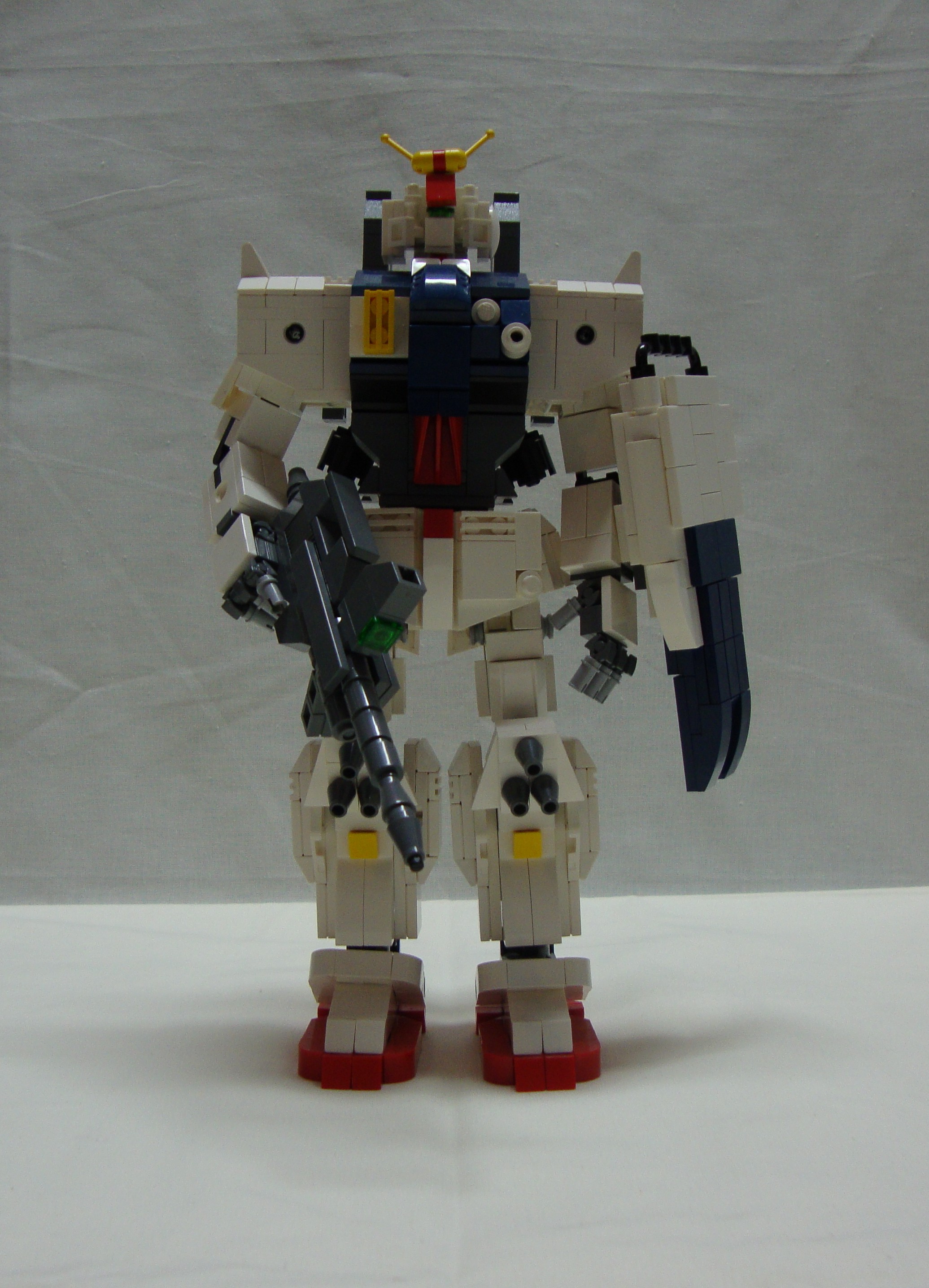 gundamrx79-001.jpg