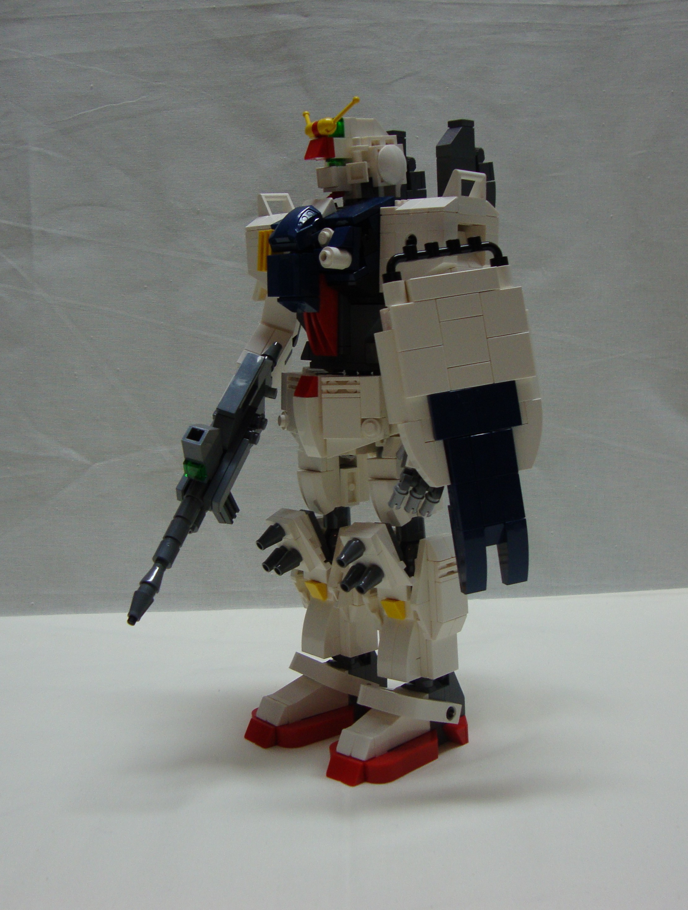 gundamrx79-002.jpg
