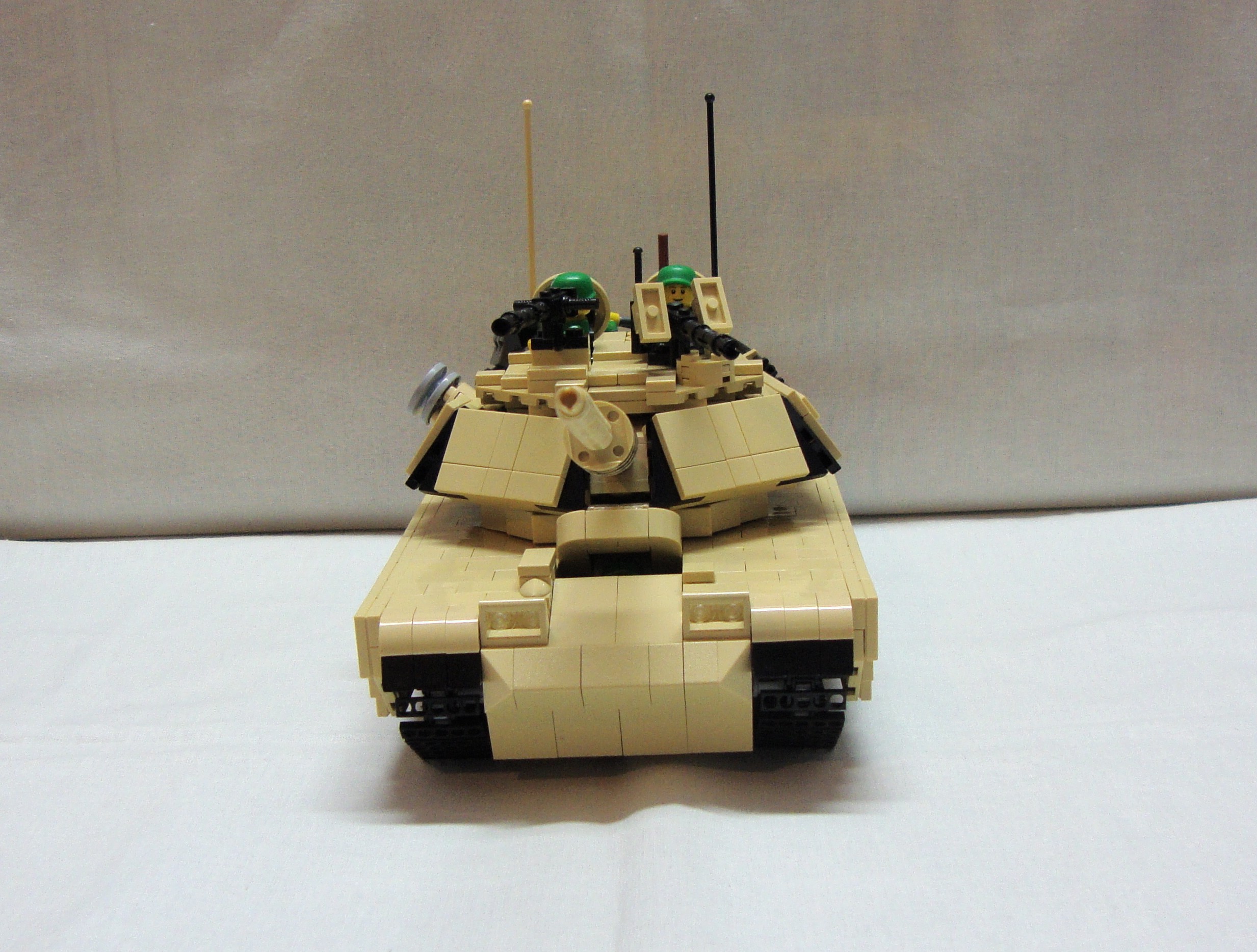 m1-abrams-001.jpg