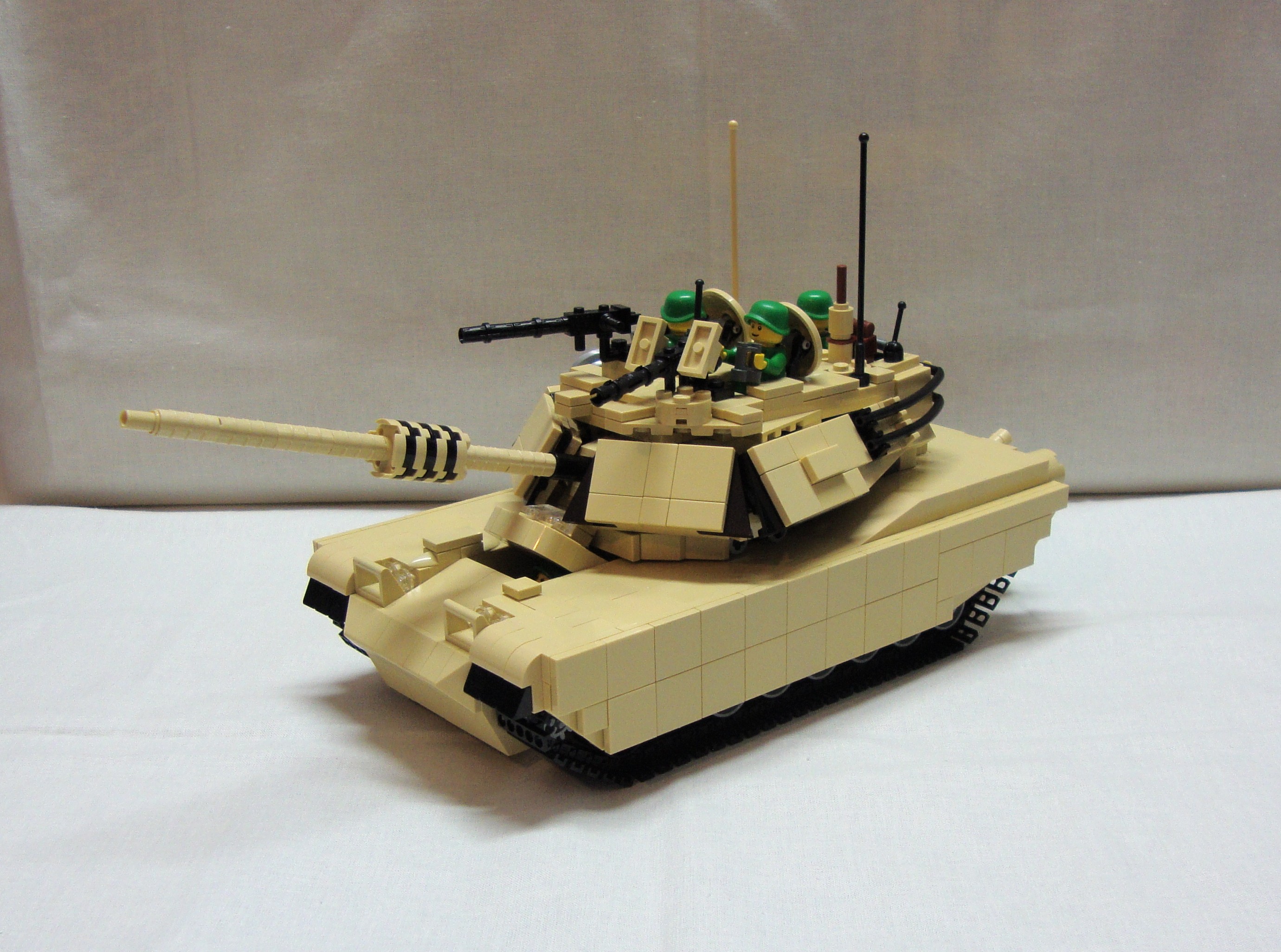 m1-abrams-002.jpg