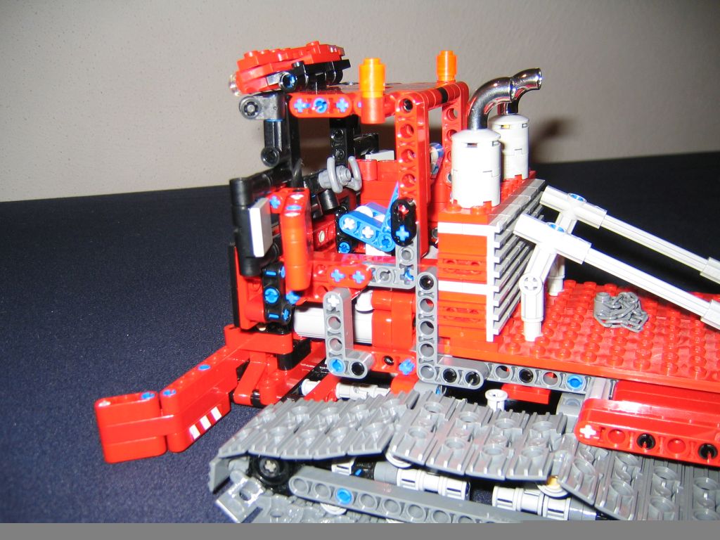 pistenbully4_1.jpg