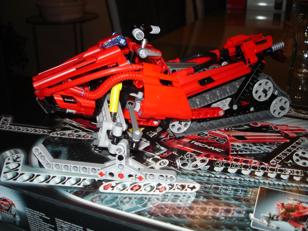 lego8272-2.jpg