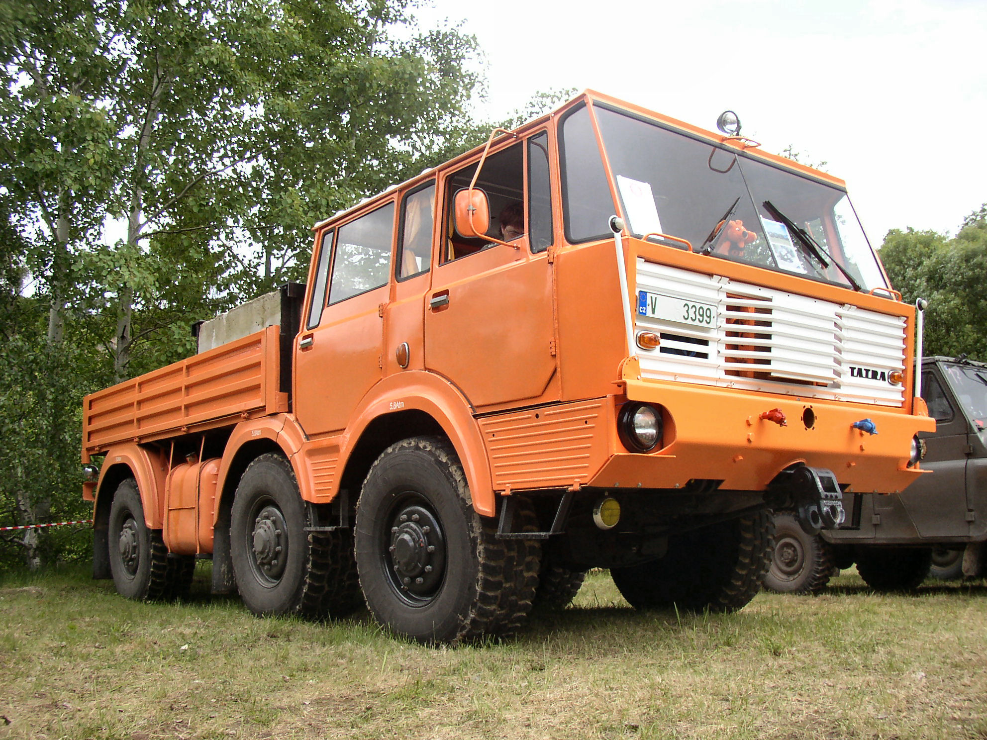 tatra-813-6x6-01.jpg