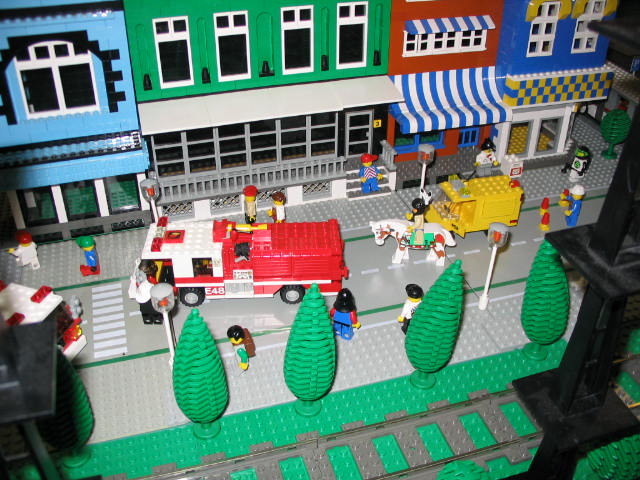 bfdc04trains05.jpg