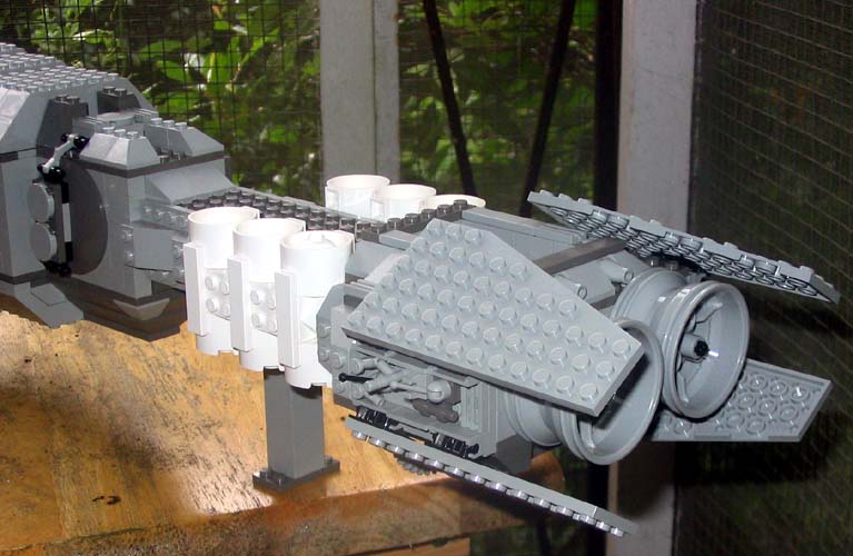 ironreich003.jpg