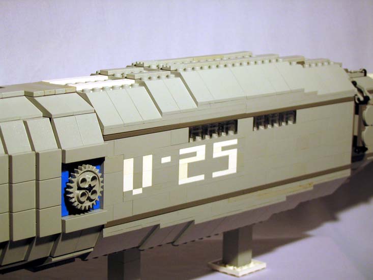 u-25003.jpg