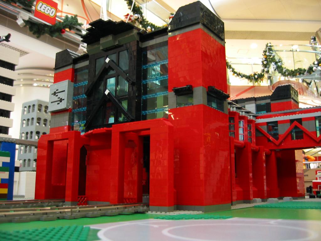 2train_station01.jpg