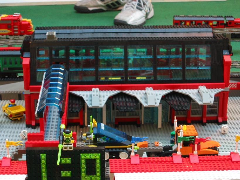 trainstation2.jpg