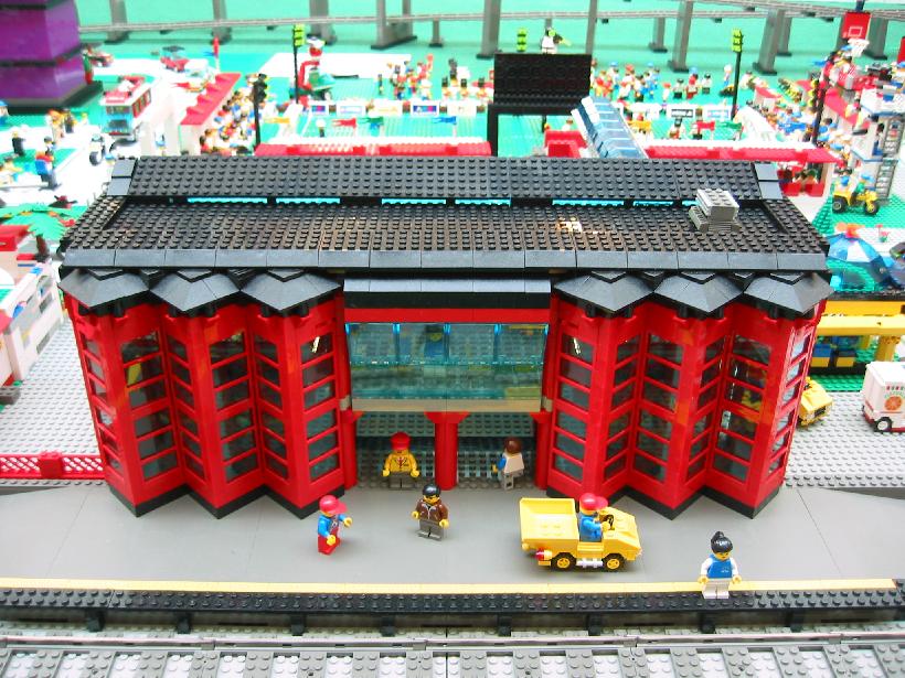 trainstation2.jpg