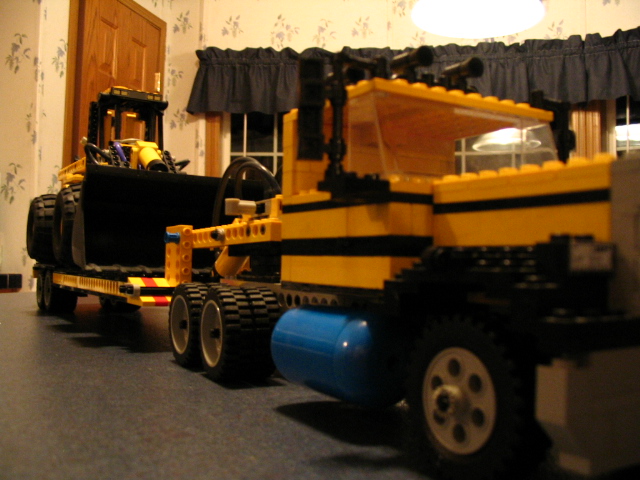 yellowsemi8.jpg