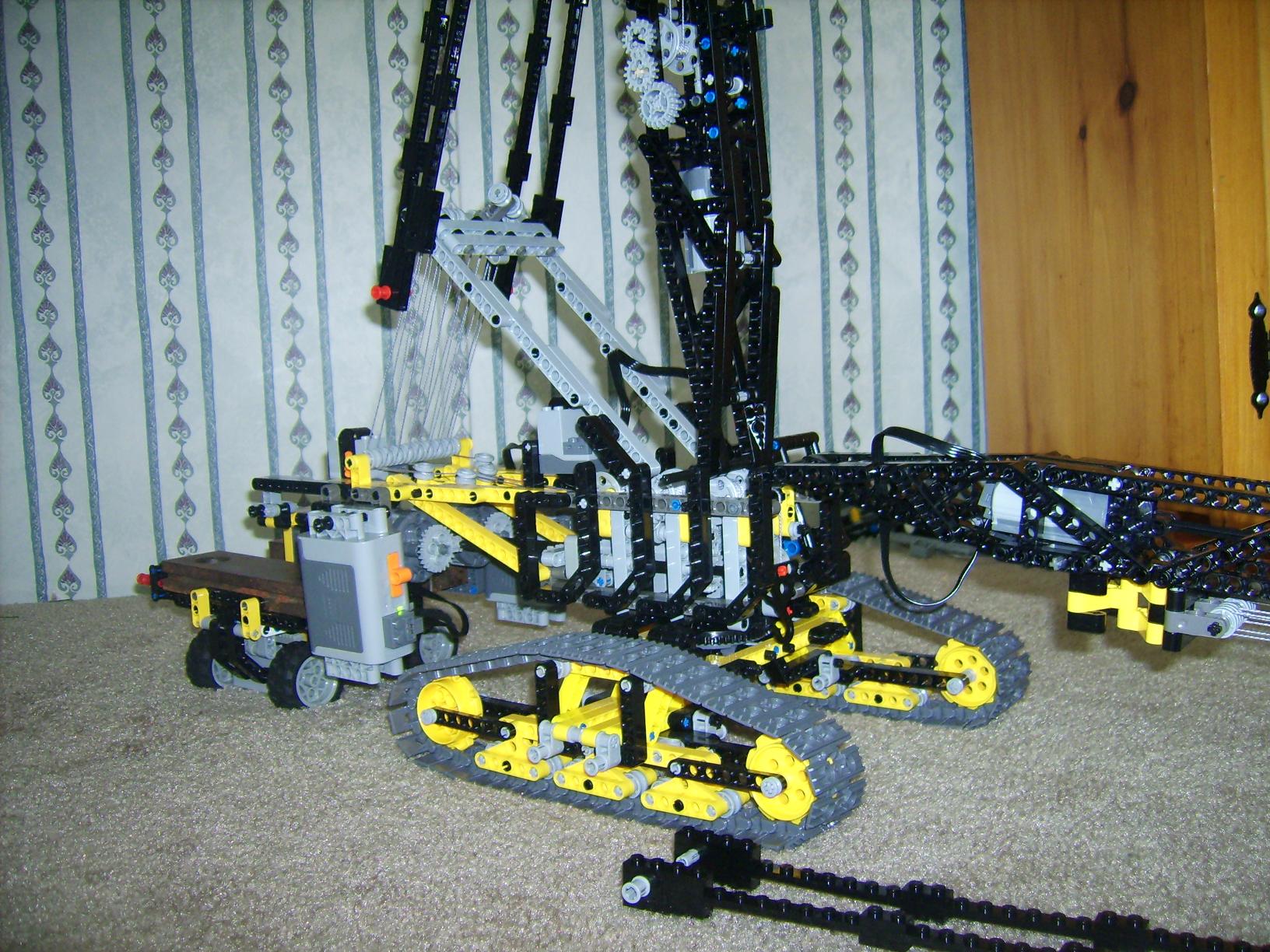 crawler_crane_28.jpg