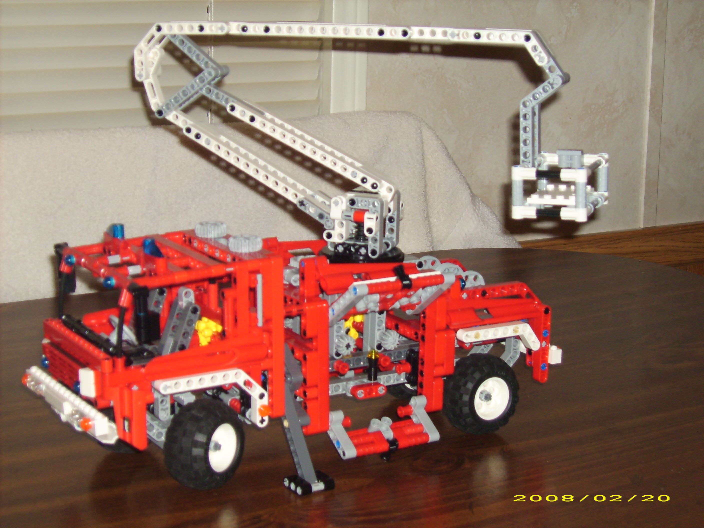 8289_firetruck.jpg
