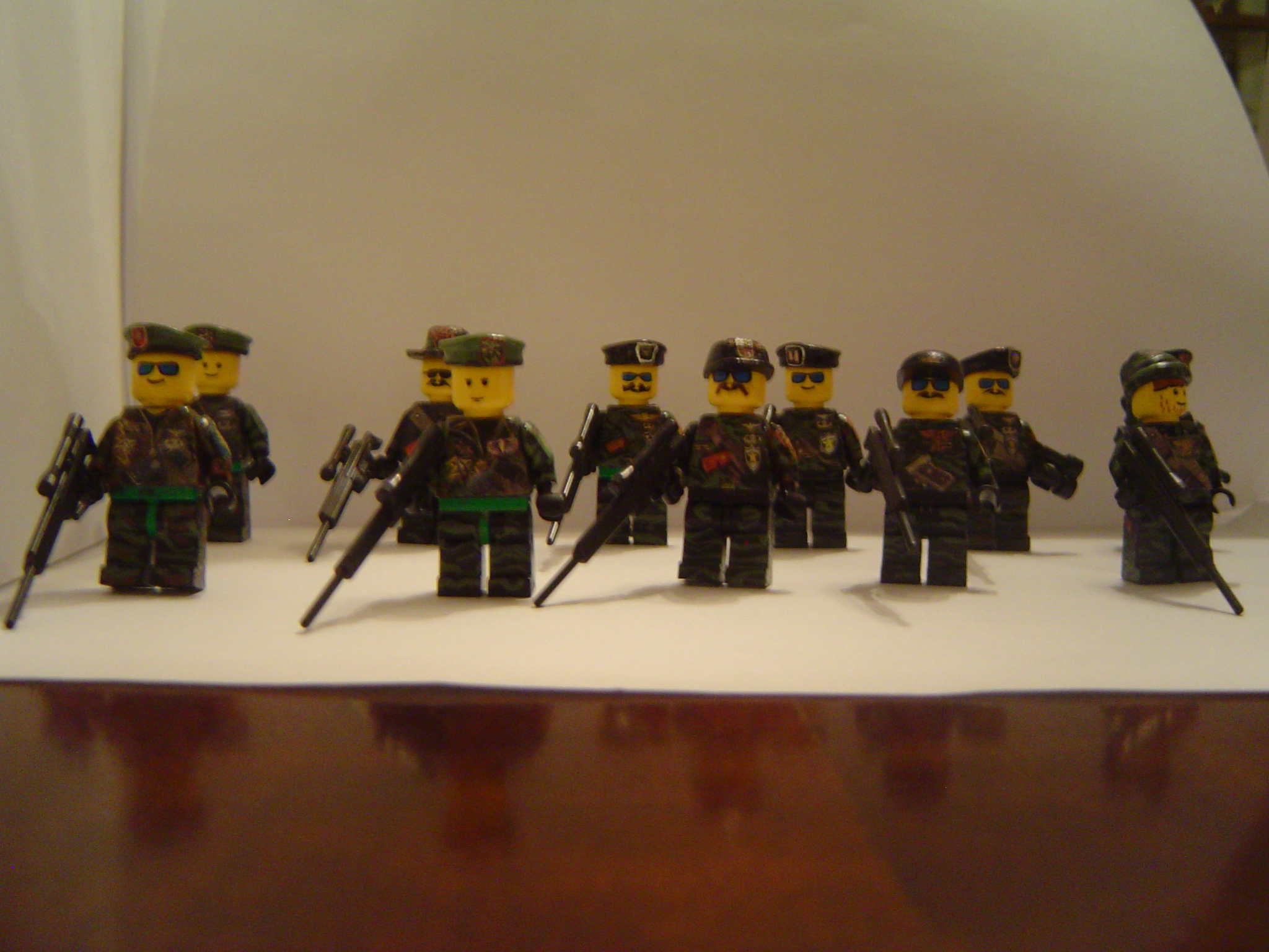 snipers_and_commanders_001.jpg