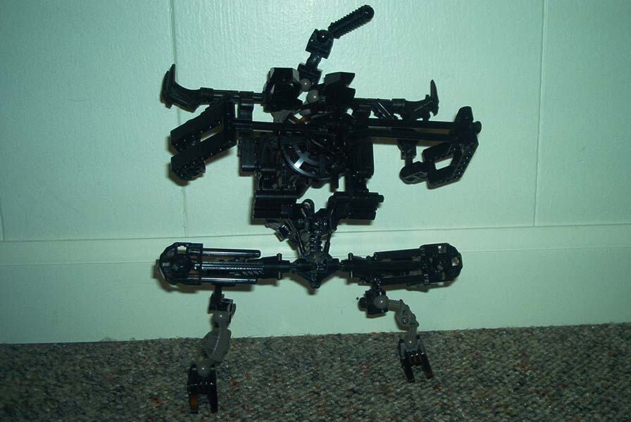 makuta_gun2.jpg