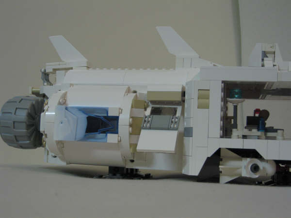 lego_x2_ship_009.jpg